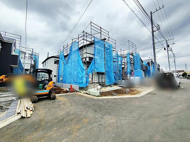 【前面道路含む現地写真】
気になった物件すぐにご見学対応させていただきます♪平日・お仕事帰りなど、いつでもご案内可能です♪周辺環境と併せて、実際に現地をご確認ください♪