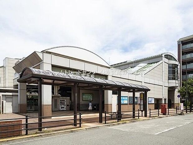 西武新宿線「花小金井」駅までバス9分バス停「小西」停歩2分！駅周辺にはスーパーが3店あり、帰宅時のお買物にも便利です♪