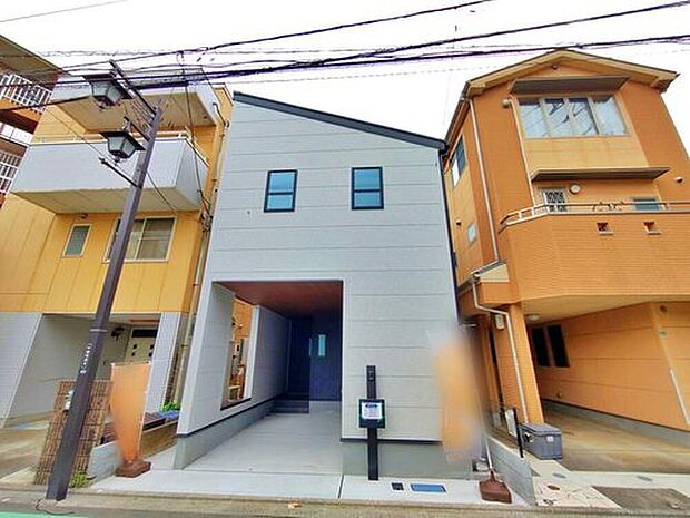【現地外観写真】
西武拝島線「小川」駅徒歩9分♪
西武多摩湖線「八坂」駅徒歩13分♪