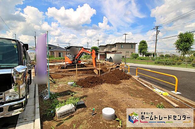 【前面道路含む現地写真】
気になった物件すぐにご見学対応させていただきます♪平日・お仕事帰りなど、いつでもご案内可能です♪周辺環境と併せて、実際に現地をご確認ください♪