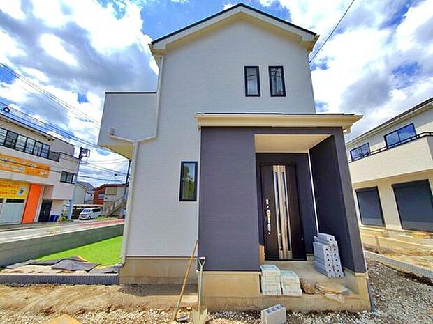 【【現地外観写真】H号棟】気になった物件すぐにご見学対応させていただきます♪平日・お仕事帰りなど、いつでもご案内可能です♪周辺環境と併せて、実際に現地をご確認ください♪
