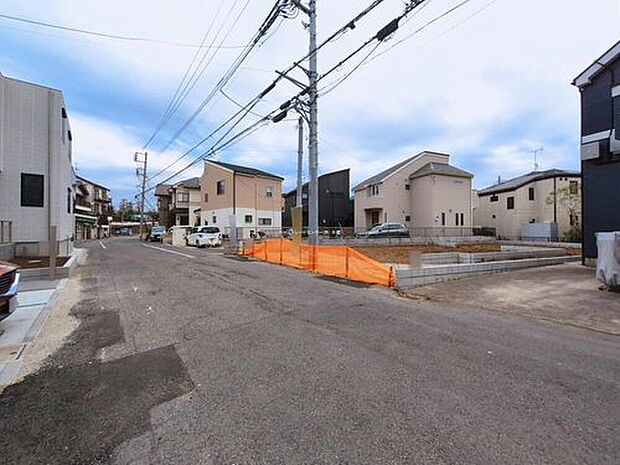 【【前面道路含む現地写真】】気になった物件すぐにご見学対応させていただきます♪平日・お仕事帰りなど、いつでもご案内可能です♪周辺環境と併せて、実際に現地をご確認ください♪