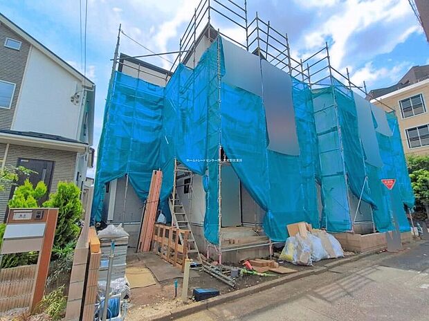 【現地外観写真】（2号棟）住宅性能評価で耐震等級３（最高等級）を取得！お客様を守る大切な住宅だからこそ、第三者の検査を受けて安心して住んでいただける住宅をご案内させて頂きます。