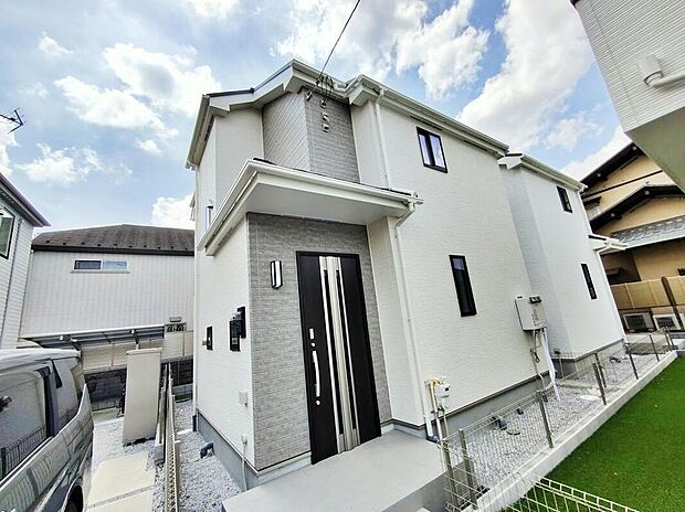 【現地外観写真】住宅性能評価で耐震等級３（最高等級）を取得！お客様を守る大切な住宅だからこそ、第三者の検査を受けて安心して住んでいただける住宅をご案内させて頂きます。