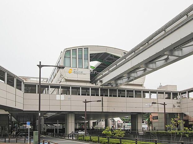 多摩モノレール「玉川上水」駅（約650m）