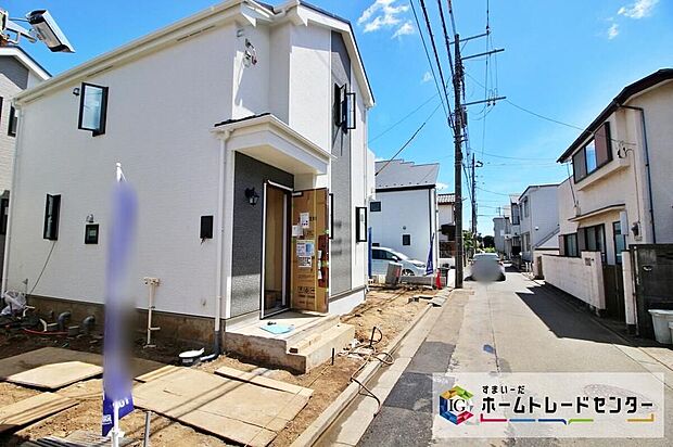 【【現地外観写真】】ひとたび扉を開けばそこに待っているのは上質な空間とマイホームでの新生活をイメージさせる優雅なひととき。「この家なら…」ではなく「ここに住みたい♪」と思う感動をお届けいたします。