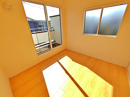 【リビング以外の居室】2号棟