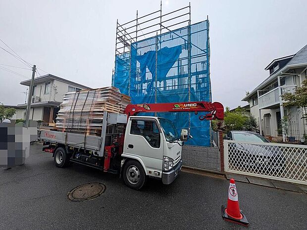 嬉しい仕様・設備がたくさん!
浴室乾燥機、和洋室、WIC、SC、パントリー、リビング収納、リネン庫、ホール収納、インナーバルコニー、南庭、駐車3台可能等!