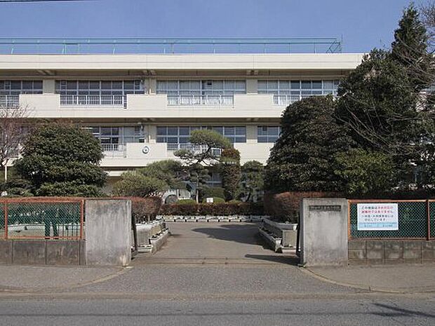 野田市立岩木小学校（約830m）