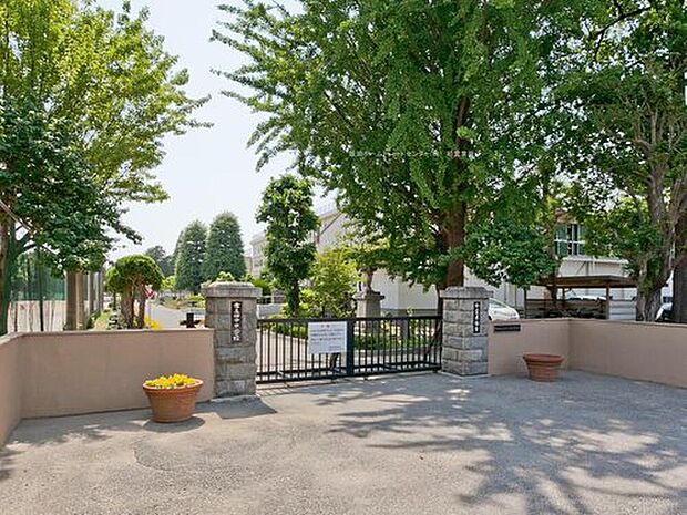 柏市立田中中学校（約1,100m）