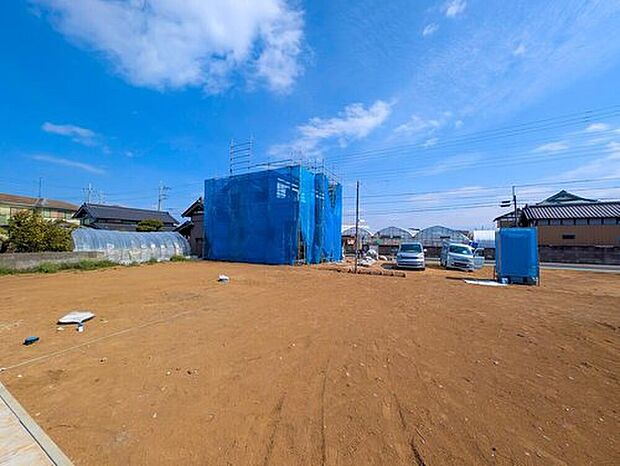【現地写真】【安心の住宅性能評価取得物件!】
耐震性などで最高等級を取得♪地震に強い家!
国土交通大臣認定の第三者機関による厳重なチェックを行い安心・安全な新築一戸建てを提供します