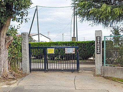 野田市立川間中学校 520m(徒歩7分)