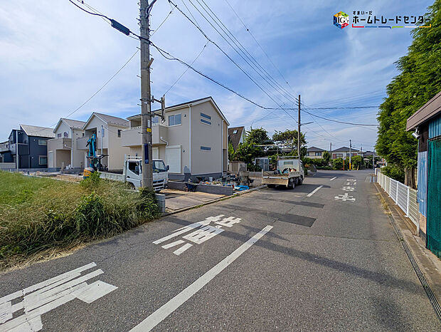 【前面道路含む現地写真】2026年6月完成！
平日・お仕事帰りなど、いつでもご案内致します！
お気軽にお問い合わせ下さい♪