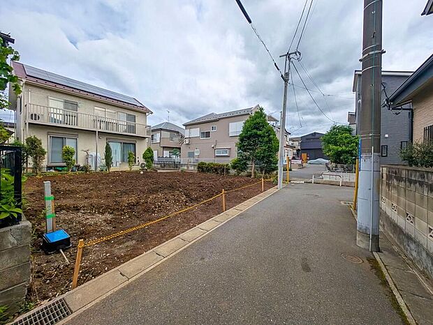 【前面道路含む現地写真】2026年9月完成予定！平日・お仕事帰りなど、いつでもご案内致します！ご案内ご希望の際はお気軽にご連絡下さい♪