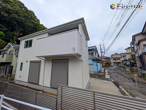 【現地外観写真】安心の「住宅性能評価」取得物件！
耐震等級3！地震に強い家！
国土交通大臣認定の第三者機関による厳重なチェックを行い、安心・安全な新築一戸建てを提供します。