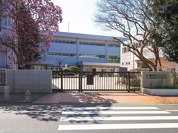 流山市立北部中学校(約1,000m)
