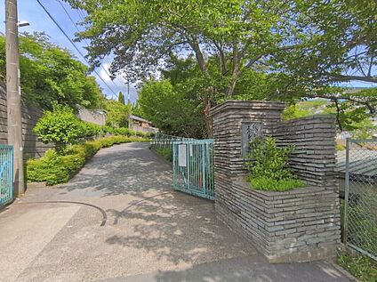 我孫子市立久寺家中学校 2600m(徒歩33分)