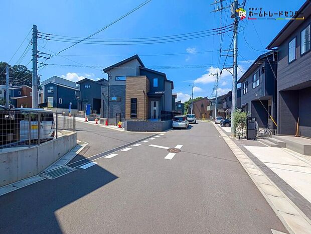 【前面道路含む現地写真】平日・お仕事帰りなど、いつでもご案内致します！ご案内ご希望の際はお気軽にご連絡下さい♪