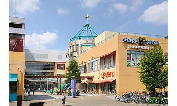 ステラタウンまで1400m 自転車6分