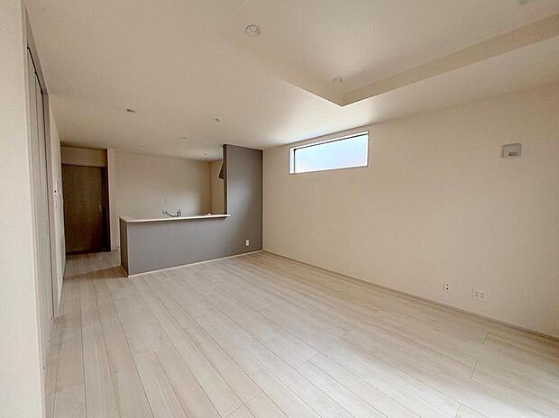 ◆LDKはご家族みんなが揃う大切な空間です♪テーブルやソファ、カーテン選び、レイアウトを考えるのも楽しいですね♪笑顔溢れる楽しい暮らしをイメージしながらご見学ください♪