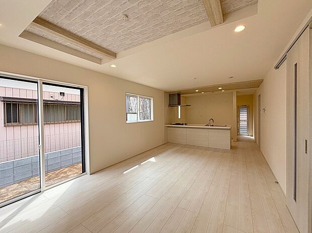 ◆資料送付・ご見学即対応!建物完成しておりますので、室内ご内覧いただけます♪ご不明点等、スタッフがしっかりと説明させていただきますので、安心して現地をご覧ください♪