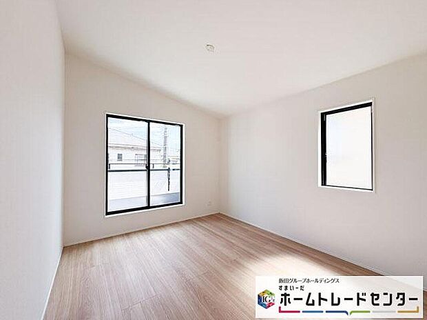 ◆居室のサッシにはペアガラスを採用、高い断熱性による省エネと結露対策に有効です。室内を快適な空間に代えてくれます。現地の通風や採光も実際にご確認下さいませ。