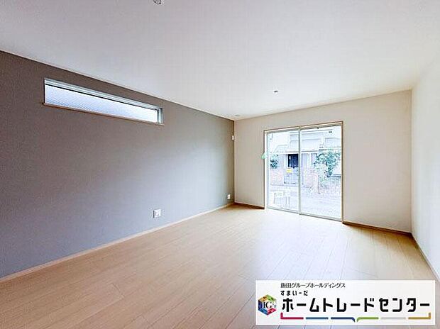 ◆大きな窓は遮音性に優れたペアガラスの窓となっています。リビングでたくさんはしゃいで遊んでも、お子様の声を気にしなくて大丈夫です♪