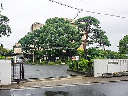 上尾市立南中学校 1200m (徒歩15分)
