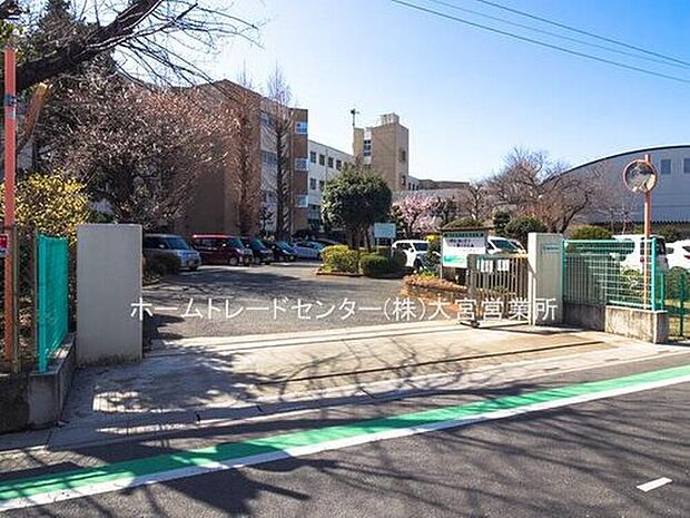 桶川市立桶川東中学校（約1,800m）