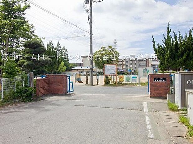 さいたま市立宮前小学校(約980m)