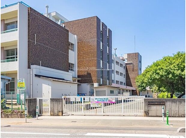 さいたま市立城北小学校（約1,280m）