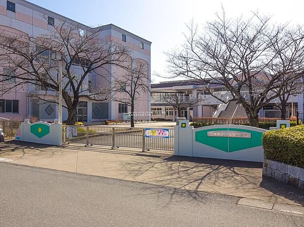 北本市立中丸東小学校（約1,300m）