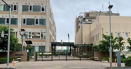 さいたま市立つばさ小学校 500ｍ(徒歩7分)