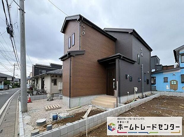 【現地外観写真】◆平日・お仕事帰りなど、いつでもご案内させていただきます！デザイン・目に見える設備面も大切ですが、耐震構造で地震に強い家の為、次代へ繋ぐ強固な住宅です。
