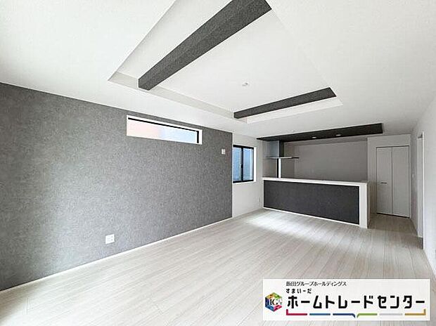 【リビング】◆LDKはご家族みんなが揃う大切な空間です♪テーブルやソファ、カーテン選び、レイアウトを考えるのも楽しいですね♪笑顔溢れる楽しい暮らしをイメージしながらご見学ください♪