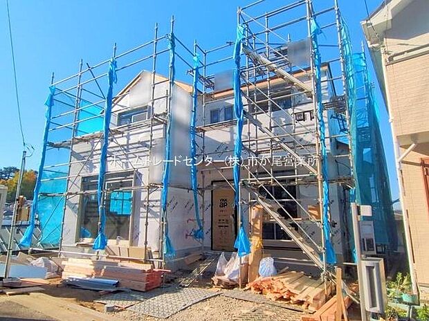 ブルーライン「三ツ沢上町」駅まで徒歩８分、「三ツ沢下町」駅まで徒歩９分☆
「横浜」駅まで徒歩１９分☆
限定１棟　新築分譲住宅です☆