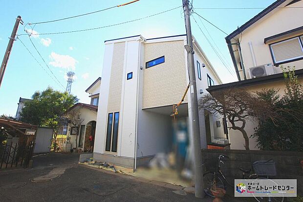 東急田園都市線「宮崎台」駅まで徒歩１３分☆東急田園都市線「梶が谷」駅まで徒歩１５分☆
限定１棟　新築分譲住宅です！