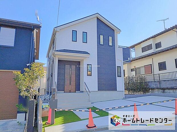 一戸建ての大きなメリットは、「自分の土地」を自由に使えること。好きなペットが飼えるほか、ガーデニングやＤＩＹ、車やバイクの手入れなど様々な趣味を楽しめます♪