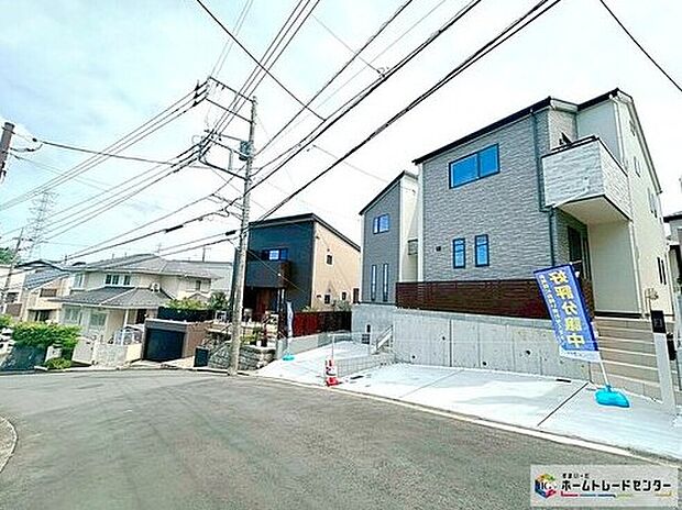 【現地外観写真】リビング18.3帖、ご家族でゆったりお過ごしいただける4LDKプランです!
是非お気軽にお問い合わせください♪