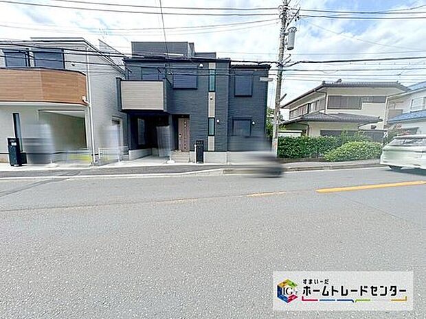 【前面道路含む現地写真】全居室に収納完備!気持ちよく暮らせる4LDKプランです♪スカイバルコニーございます♪