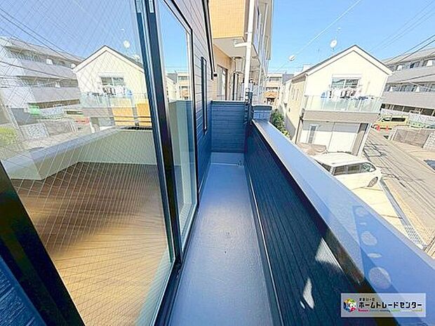 【☆　バルコニー　☆】２面バルコニーです！心地よい陽射しや暖かな風を楽しむことが出来ます♪