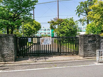 横浜市立入船小学校 1120m(徒歩14分　自転車６分)