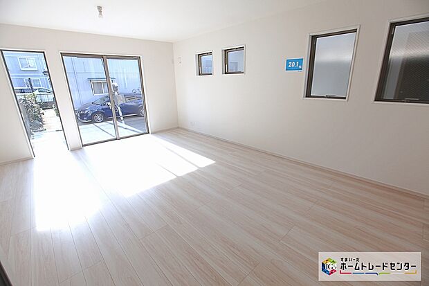 【【24時間換気システム】】新鮮な空気を取り込むことはもちろん、ハウスダストやダニ、カビ、アレルゲン、湿気も排気できるため、健康な暮らしを保てます。