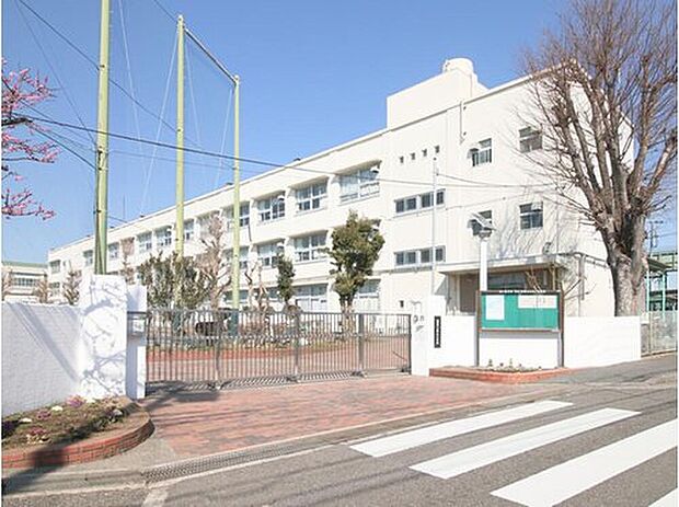 横浜市立鶴ケ峯中学校（約350m）