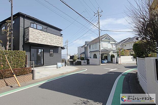 【前面道路含む現地写真】幼稚園から中学校徒歩圏内で子育てしやすい環境整っています！閑静な住宅です☆