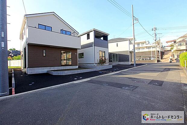 【前面道路含む現地写真】小田急小田原線「玉川学園前」駅まで徒歩１６分☆
全５棟　新築分譲住宅☆
いつでもご案内可能♪まずはどんなお家にお住まいになりたいか、ご希望をお聞かせください♪