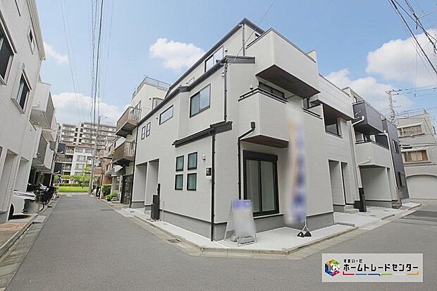 【前面道路含む現地写真】JR南武線「小田栄」駅まで徒歩１２分☆全２棟　新築分譲住宅です☆