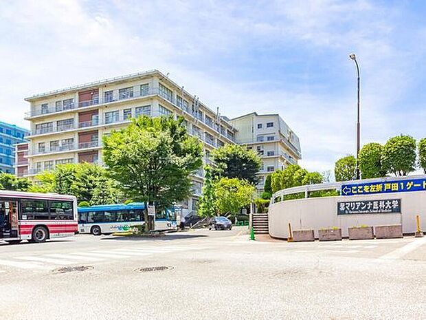 聖マリアンナ医科大学病院(約2,200m)