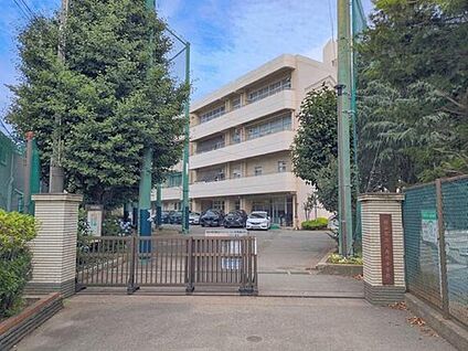 横浜市立六角橋中学校 1200m (徒歩15分)