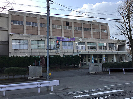 秋田市立秋田南中学校 現地から1200m。(徒歩15分。)